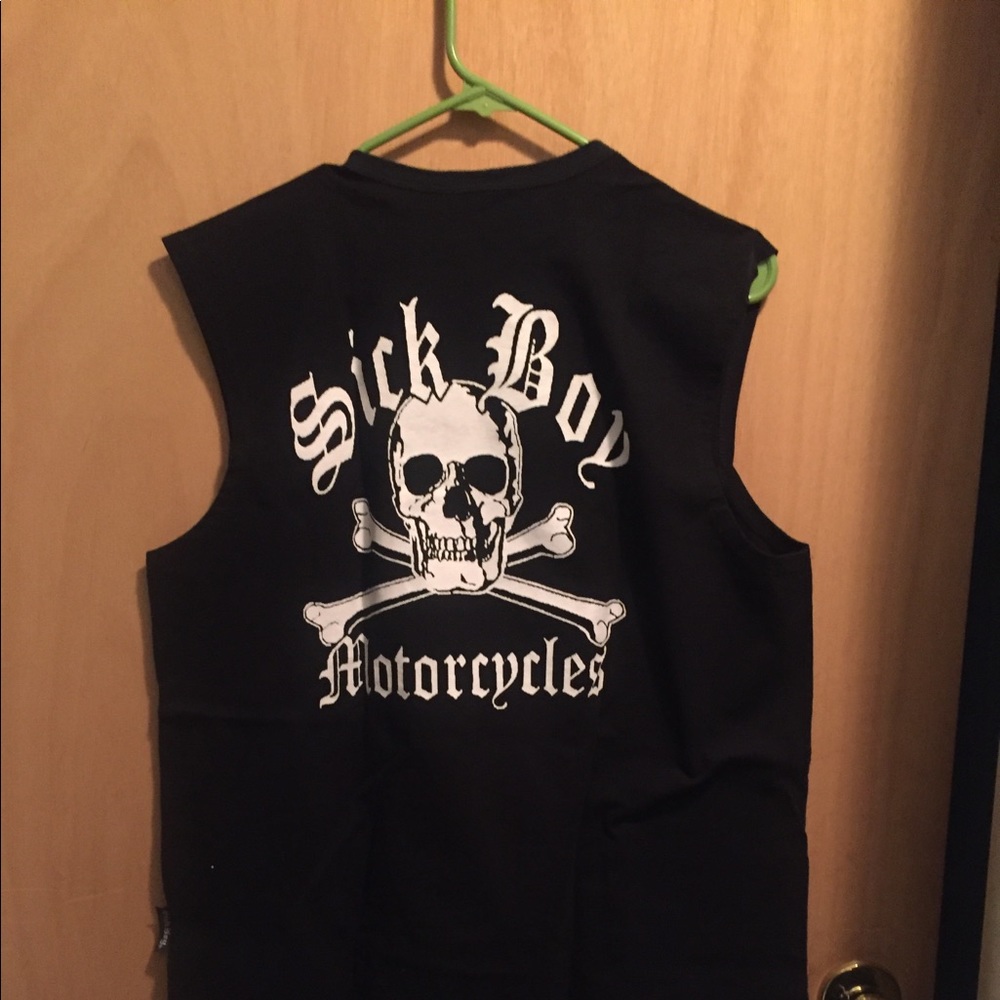 Men’s sleeveless tee - Picture 2 of 4